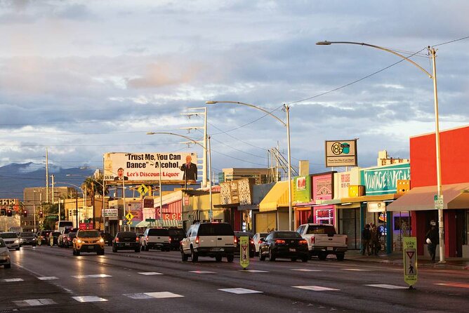 Private Vintage Vegas Tour - Professional Photography and Photo Access