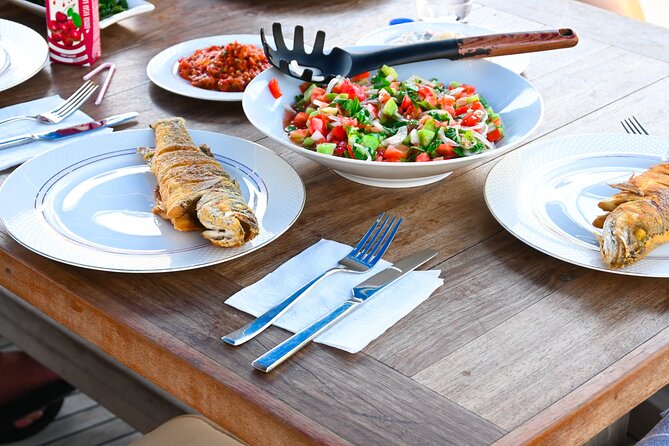 Private VIP Gulet Boat Tour With Lunch in Bodrum For 6 Hour - Meeting Point and Operational Details