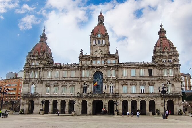Private VIP Tour in Tuk tuk A Coruña - Urban Squares and Architectural Landmarks