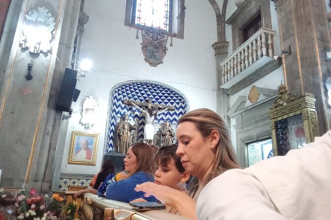 Private VIP Tour Pyramids of Teotihucan and Basilica - Best Rated - Visiting the Basilica of Our Lady of Guadalupe