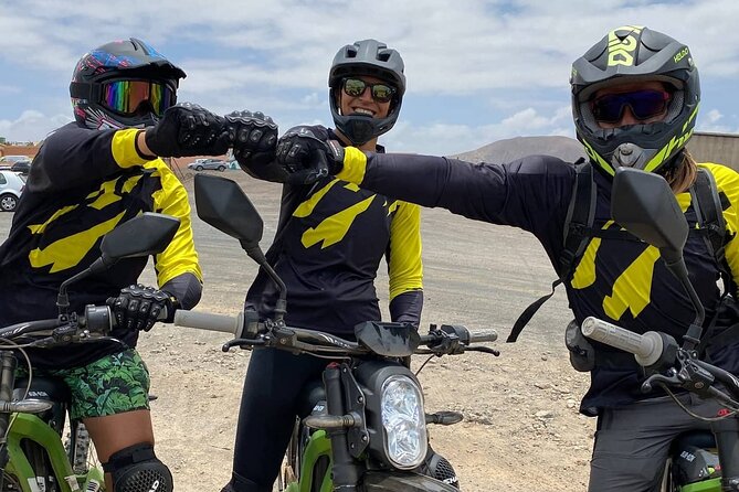 Private Volcanoes Tour Electric Experience of Fuerteventura - Exploring Majanicho Beach’s Unique Charm