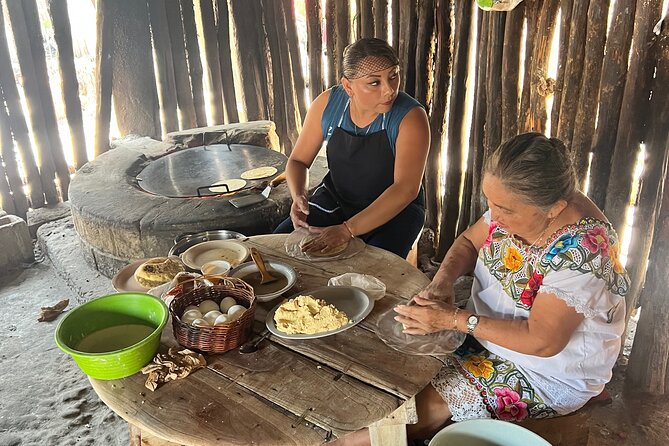 Private VW Beetle Tour to Chichen Itza, Cenote & Valladolid - Valladolid: Spanish Colonial Charm and Cultural Flair