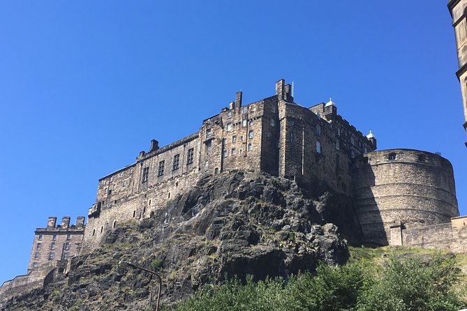 Private Walk: Edinburgh Old Town and New Town - Transitioning into the Elegant Georgian New Town
