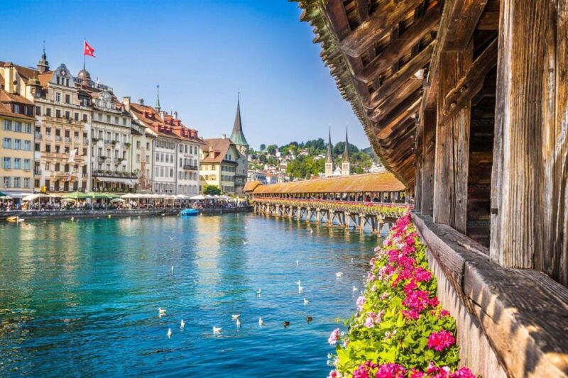 Private Walking Day Tour in Zurich - The Beauty of Lake Zurich