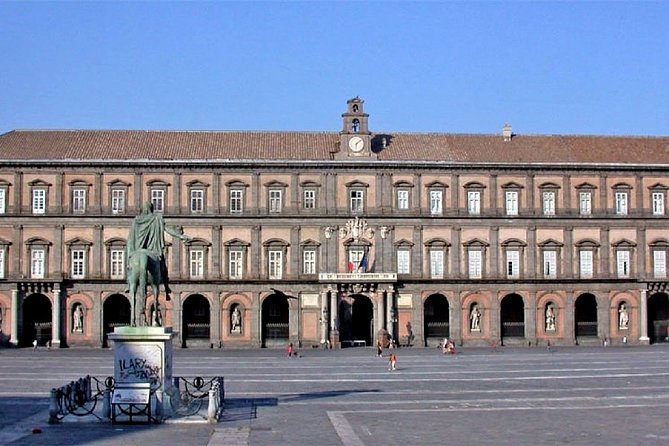 Private Walking Royal Tour of Naples: Castles and Kings - Experience the Majesty of Naples with a Private Royal Walking Tour