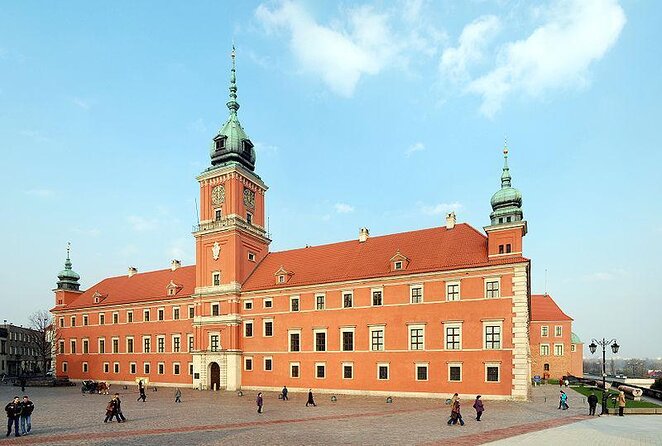 Private walking tour: all about Warsaw - Key Points