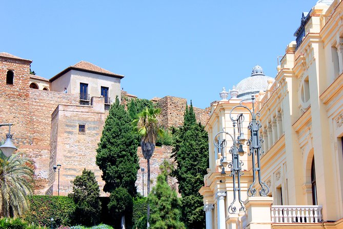 Private walking tour - The Main Square and Its Festive Traditions