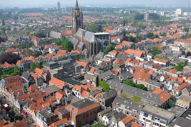 Private Walking Tour: Delft's Royal History and Pottery - Highlights of the Tour: Landmarks and Tombs