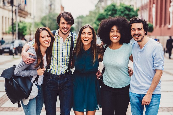 Private Walking Tour from Casco Vello to Mercado da Pedra in Vigo - Vigo’s Historic Heart: Exploring Casco Vello’s Charm