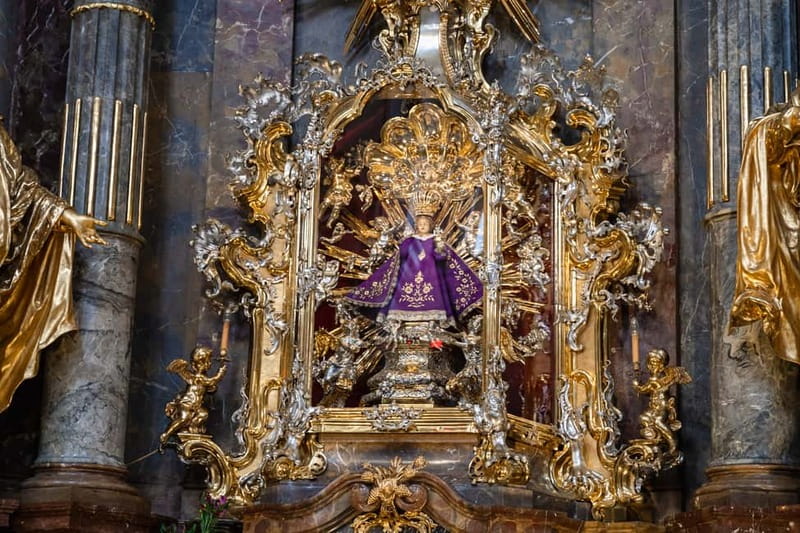 Private Walking tour: From Charles Bridge to Prague Castle - Practical Details and Additional Options