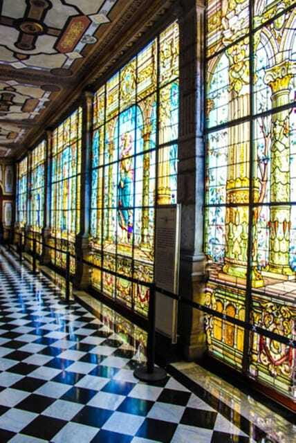 Private walking tour Gems of Historic Center of Mexico City - The Unique Royal Castle of the Americas