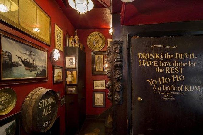 Private Walking Tour: Historic and Hidden Pubs of London - Ye Olde Mitre: A Hidden Gem in the Diamond District