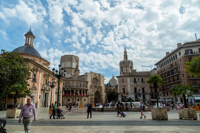 PRIVATE Walking Tour Historical Center with Local Expert - Explore the Heart of Valencia with a Private Guide