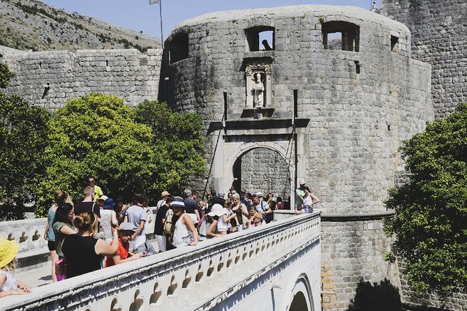 Private Walking Tour in Dubrovnik: Must See and Hidden Gems with Local Expert - Exploring the Iconic Pile Gate and City Entrance