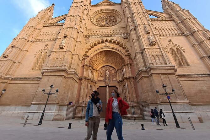 Private walking tour in Palma de Mallorca with local guides. - Practical Details for Booking and Participation