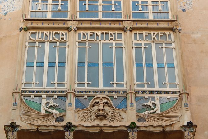 Private walking tour in Palma de Mallorca with local guides. - Why Choose This Palma Walking Tour?