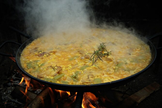 Private Walking Tour in Valencia with Guide - Discovering Calle Caballeros and Its Palaces