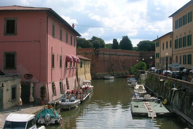 Private Walking Tour of Livorno with Guide - Via della Madonna and the Street of Three Churches