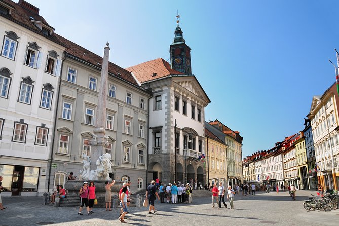Private Walking Tour of Ljubljana Old Town - Highlights of the Major Sightseeing Stops