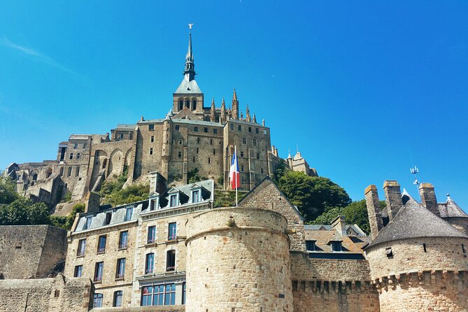 Private walking tour of Mont Saint Michel with a licensed guide - Expert Guidance: The Skill of the Licensed Guide