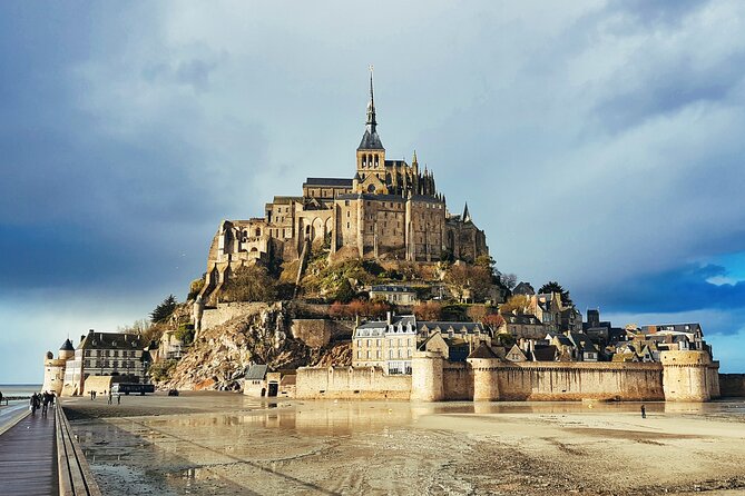 Private walking tour of Mont Saint Michel with a licensed guide - Who Should Consider This Tour