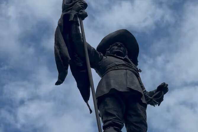 Private Walking Tour of Old Montreal with the Coolest Local Guide - Key Points