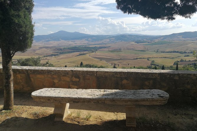 Private Walking Tour of Pienza with Licensed Tour Guide - Customizing Tour Times and Meeting Points