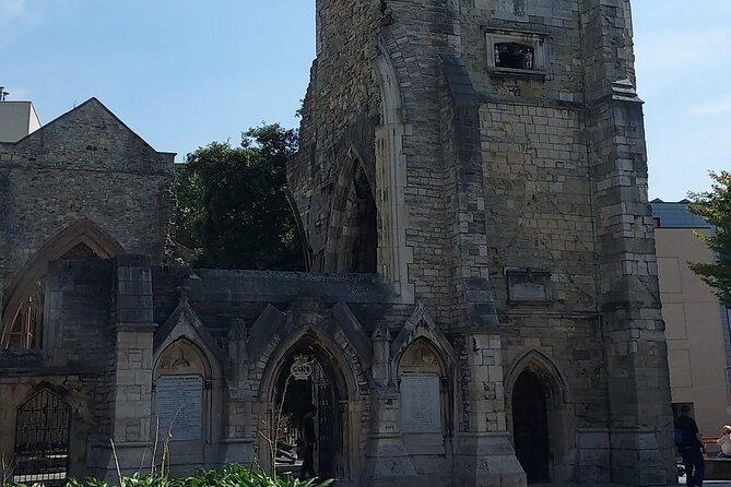 Private Walking Tour of Southampton - Titanic Engineer Officers Memorial and Titanic’s Legacy