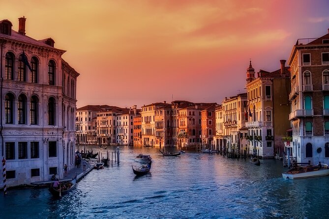 Private walking Tour of the Main Sites in the Centre of Venice - Exploring the Doge’s Palace and Its Art