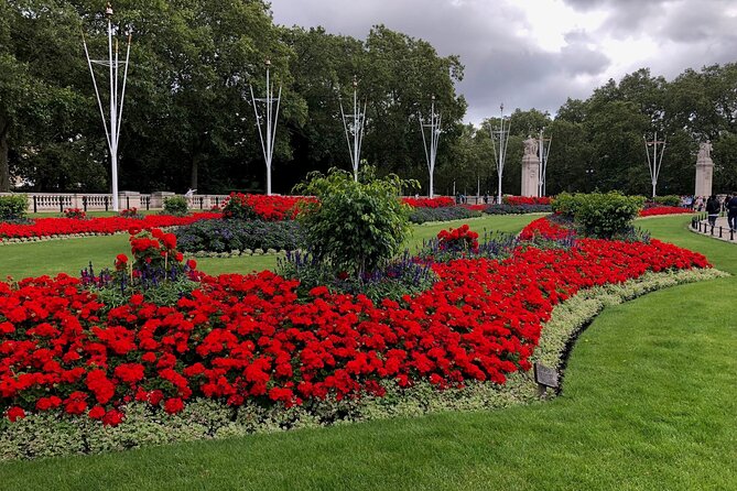 Private Walking Tour of Westminster Highlights - Exploring Westminster Abbeys Exterior and Coronation Stories