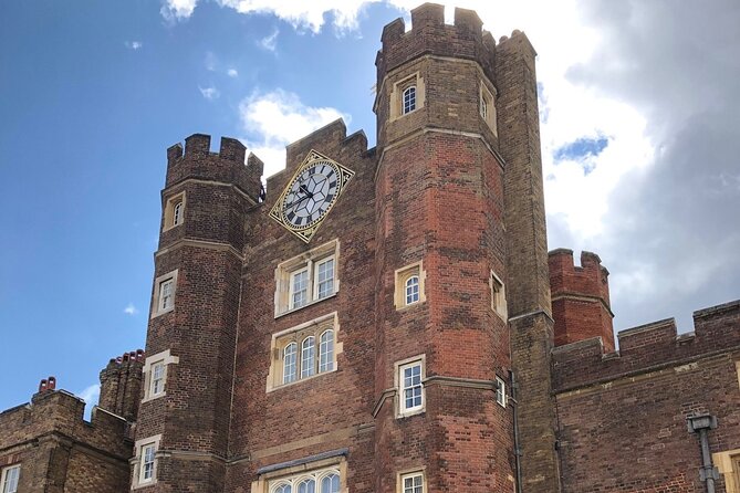 Private Walking Tour of Westminster Highlights - The Horse Guard Ceremony and Former Tilting Yard