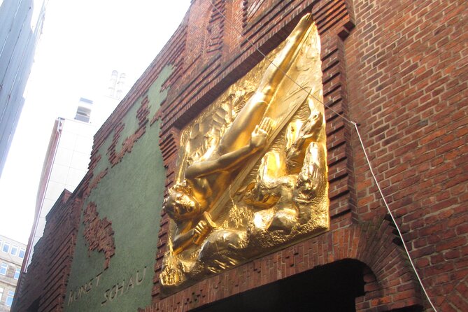 Private Walking Tour through the Fascinating Bremen's City Center - Discovering the Enchanting Schnoor Viertel