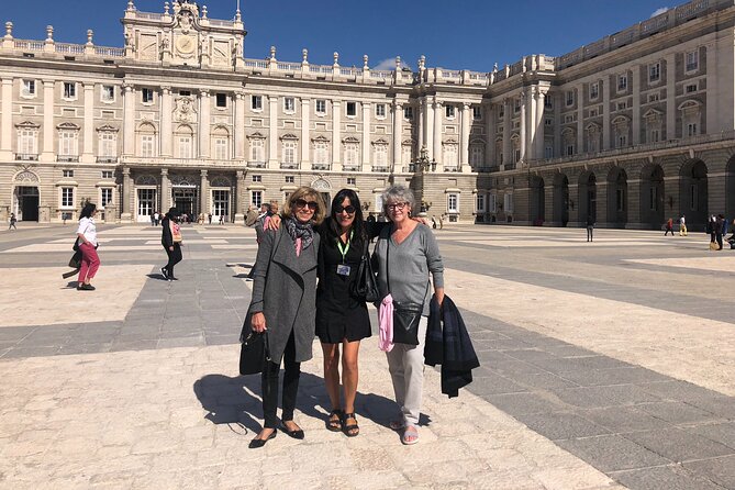 Private Walking Tour to Royal Palace and Old Town of Madrid - Experienced Guides and Personal Service