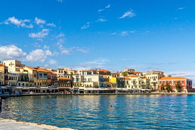 PRIVATE Walking Tour with Lunch and Wine Tasting by a Sommelier - Indulging in a Cretan Feast