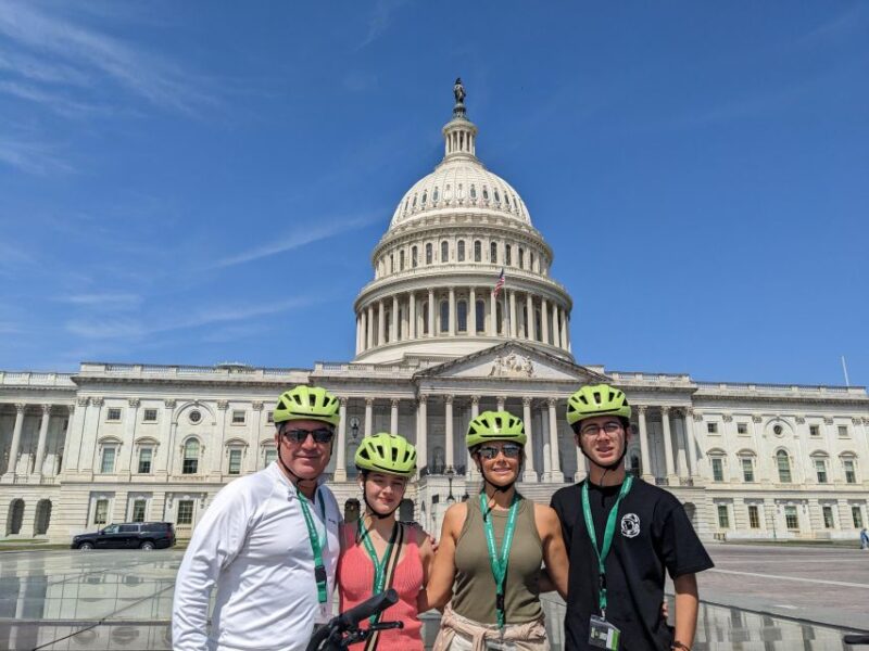Private Washington DC Bike Tour - The Monuments and Memorials Route: An Iconic Sightseeing Circuit
