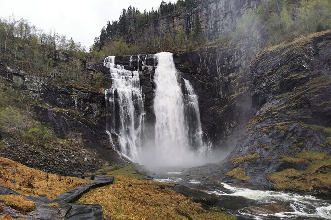 Private Waterfalls and Wonders Tour in Norway - Visiting the Twin Waterfalls of Skjervsfossen