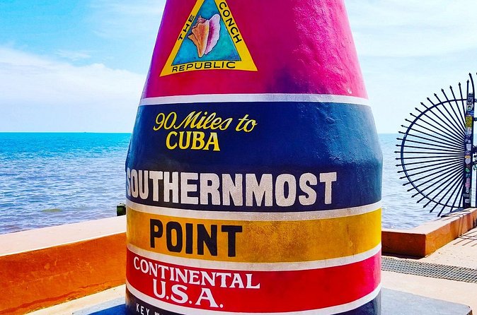 PRIVATE Welcome to Key West Walking Tour - Viewing the Key West Lighthouse and Keeper’s Quarters