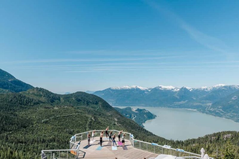 Private Whistler+Sea2 Sky Gondola+Shanon Fall+Green LakeTOUR - Riding the Sea to Sky Gondola for Panoramic Views