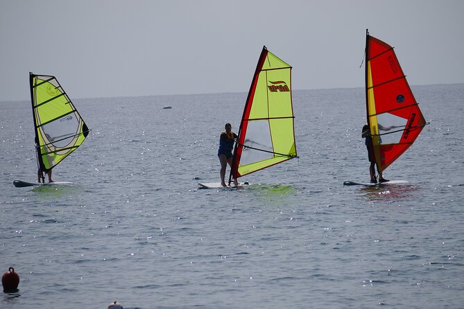 Private windsurf lesson in Lardos/Rhodes - What the Windsurfing Course Offers in Terms of Experience