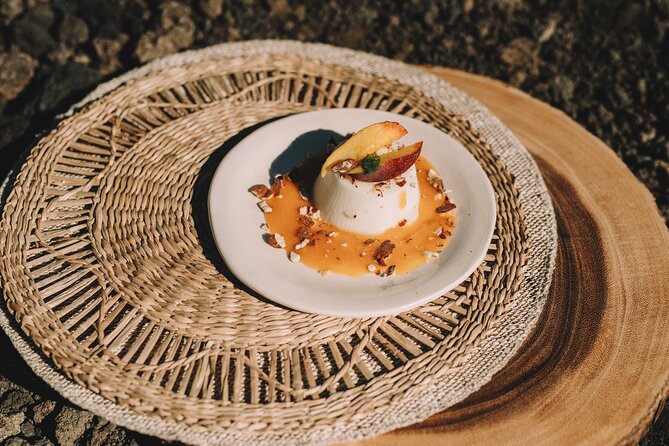 Private Wine and Food Tasting Immersed in Nature in Milo - The Unique Experience of Dining in Nature