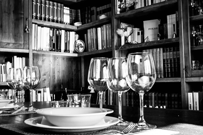 Private Wine & Evo oil tasting with Saffron Meal - Olive Oil, Balsamic Vinegar & Tasting Insights