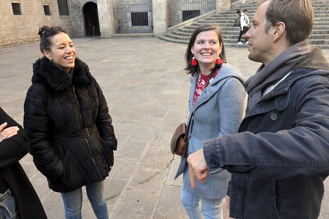 Private Wine Tasting in Barcelona Gothic Quarter - Logistics: Meeting Point and Duration