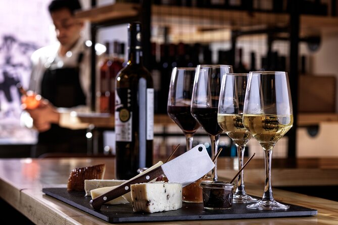 Private Wine Tasting near Acropolis - Positive Feedback Reinforces the Experience