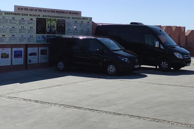 Private Wine Tour in 3 Wineries with 12 Wine Tastings and Tapas - Timing and Pacing: A Well-Organized 4-Hour Tour