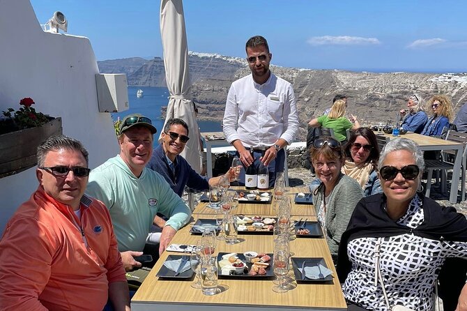 Private Wine Tour in 3 Wineries with 12 Wine Tastings and Tapas - Views and Scenery: The Real Star of the Tour