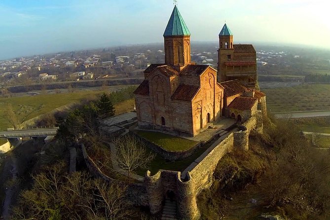 Private Wine Tour in Kakheti with Wine Tastings - Traditional Georgian Wine Making in Clay Vessels
