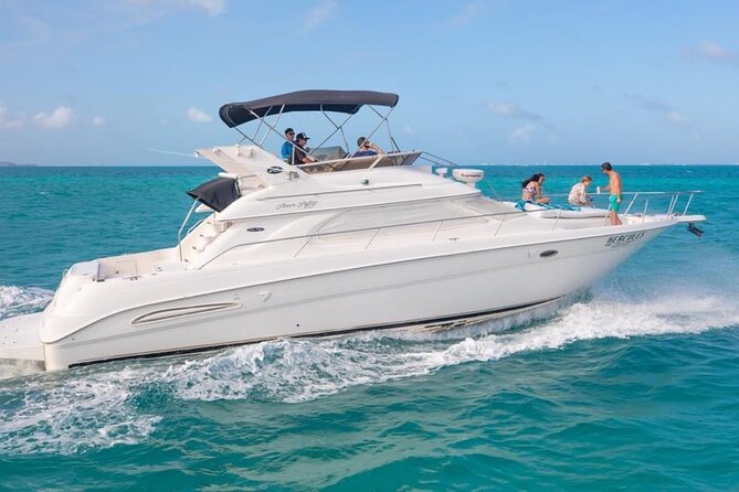Private Yacht - 46 ft SeaRay Cancun Bay Snorkel 23P4 - Customizable Trip Durations and Routes