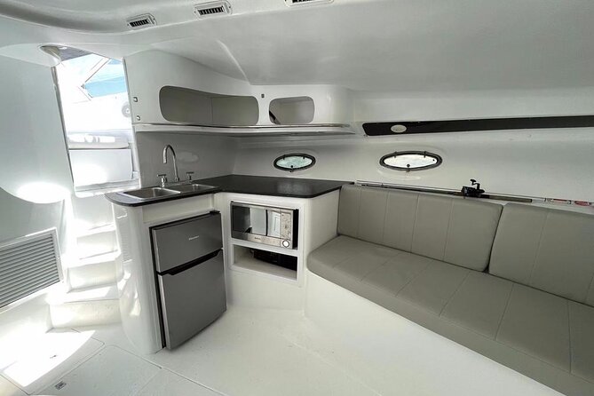 Private Yacht Cancun 42ft up to 8 people - What’s Included in the Price