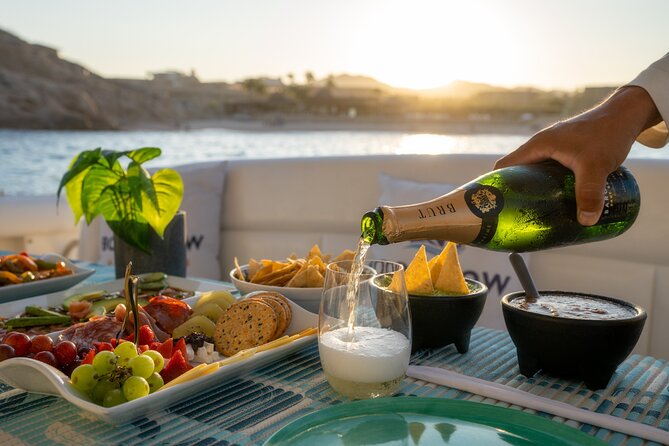 Private Yacht Cruise 4 Hour- Snorkeling & Paddle Boarding - Alchoholic Drinks, Snacks, and Onboard Comforts