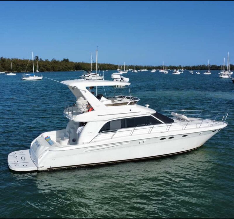 Private Yacht cruise, Biscayne Bay, Miami Beach. 52Ft - Discover the Ultimate Private Yacht Experience in Biscayne Bay